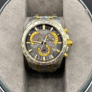 Citizen Eco-Drive E650 Atomic Chronograph Two-Tone Watch – Box, Papers, Extra Li